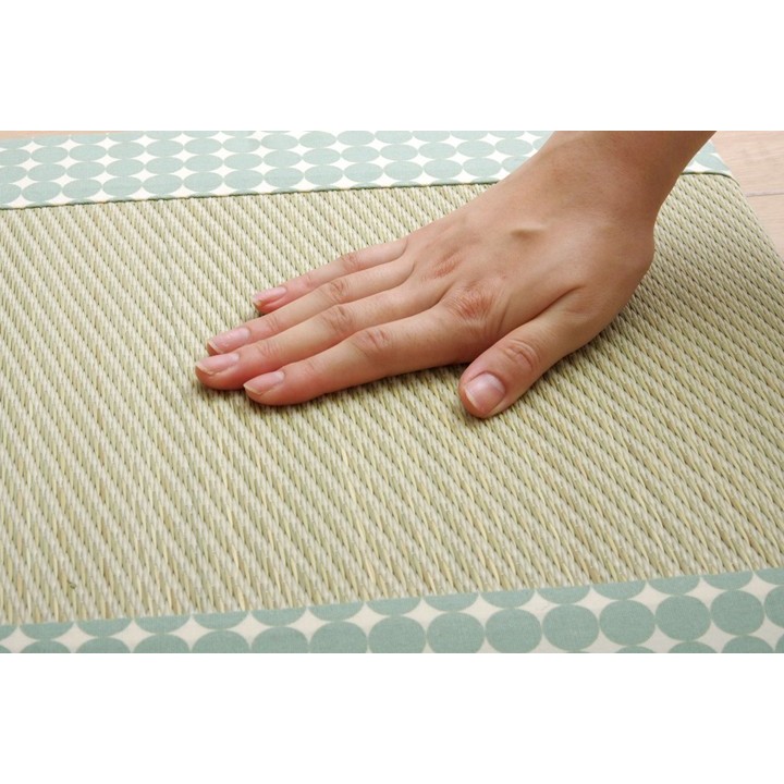 Japanese Igusa and PP Car Seat Cushion Marble in Green - thickness and edge detail