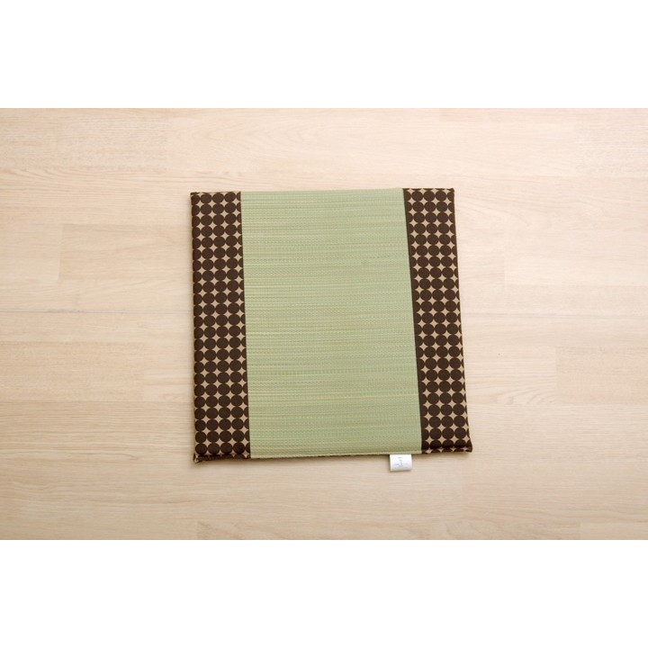 Japanese Undyed Igusa Car Seat Cushion Marble in Brown - seat surface texture