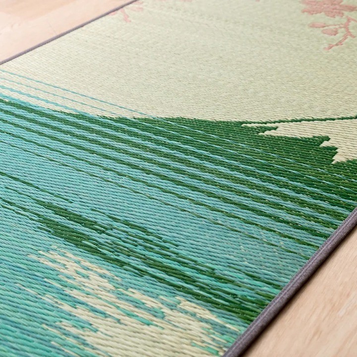 Mount Fuji motif detail