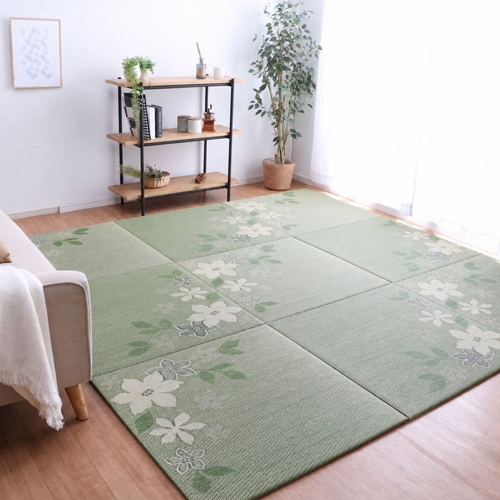 Japanese Igusa Tatami Floor Mat Design Leaf for Zen Floor Living